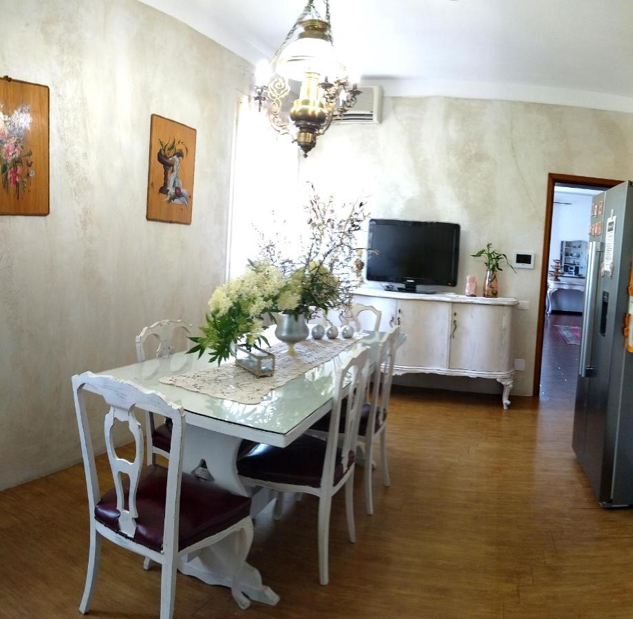 Villa Molinella Exteriör bild